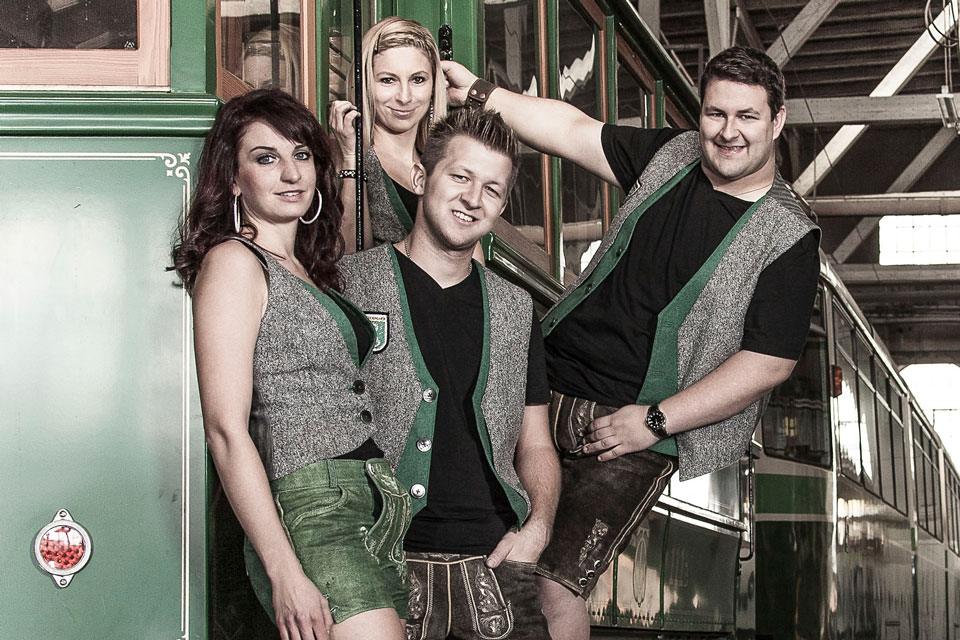 Die Granaten beim Steirafest